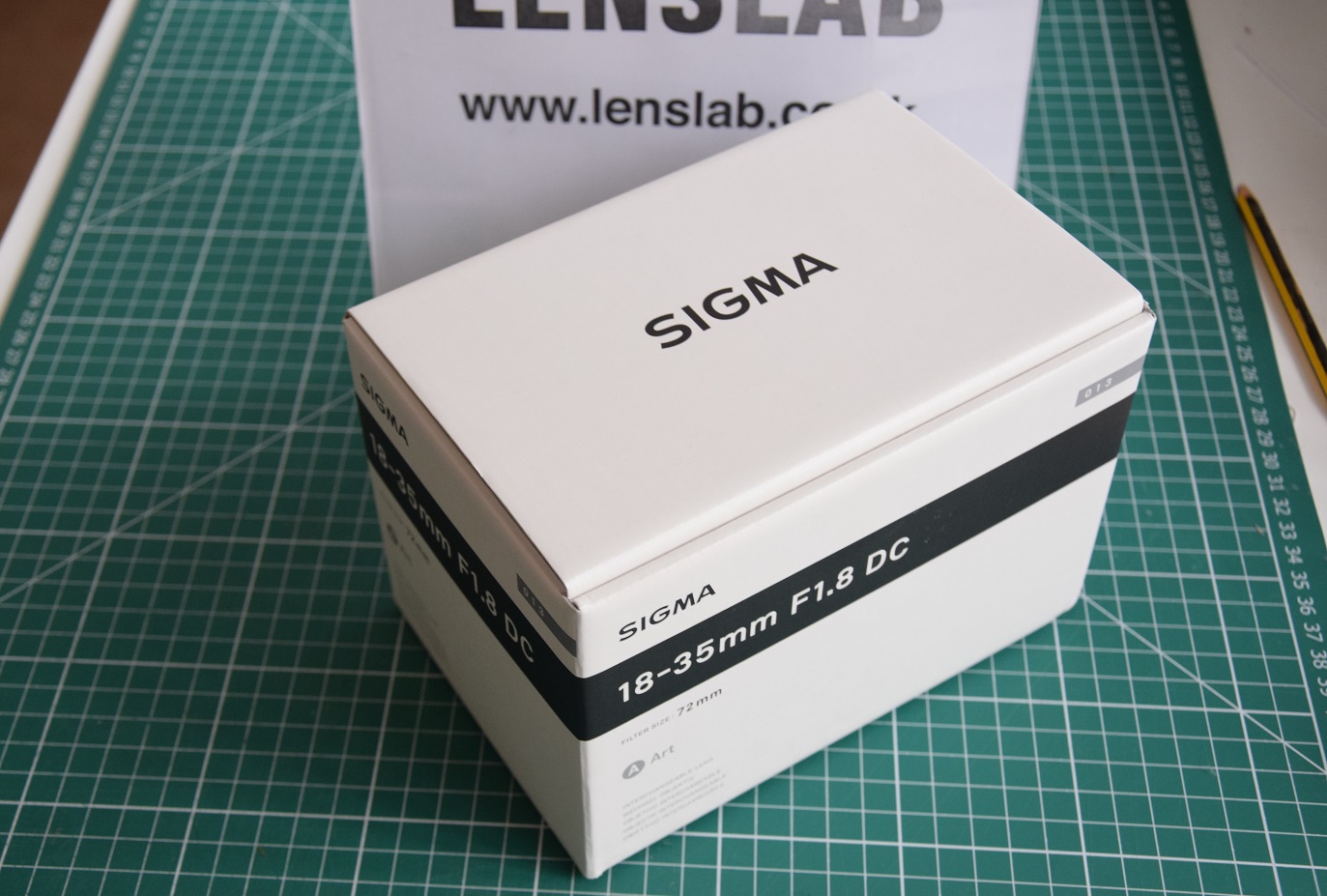 Sigma 18-35mm f/1.8 as new in box