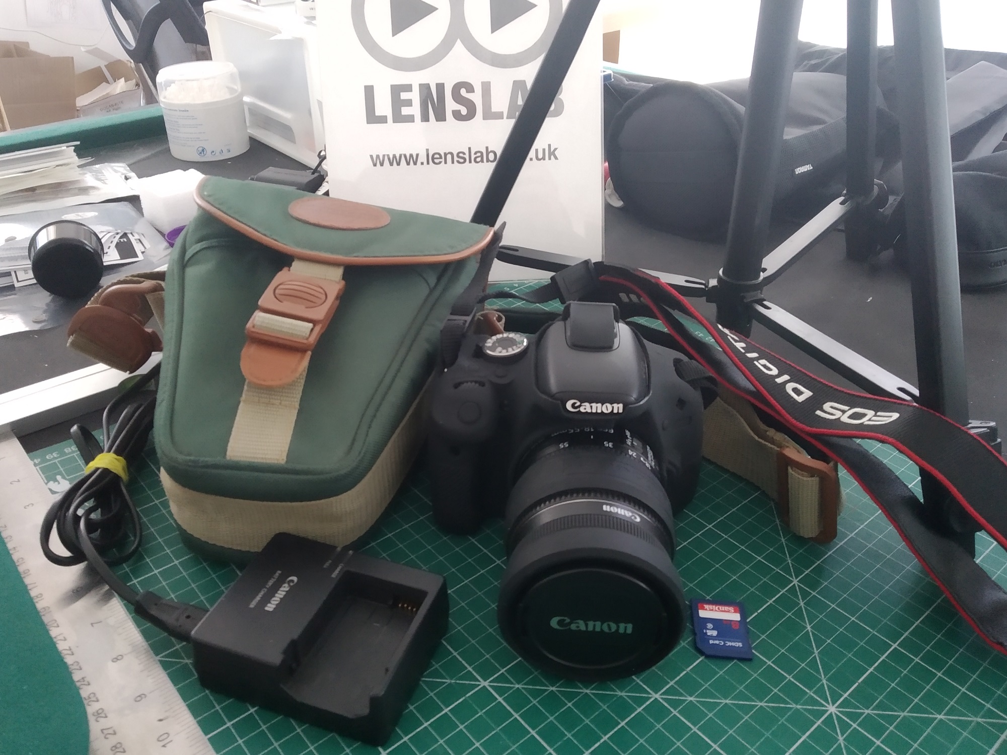 Canon 600d, 18-55mm lens, Tripod, Case, Card, Bumpers