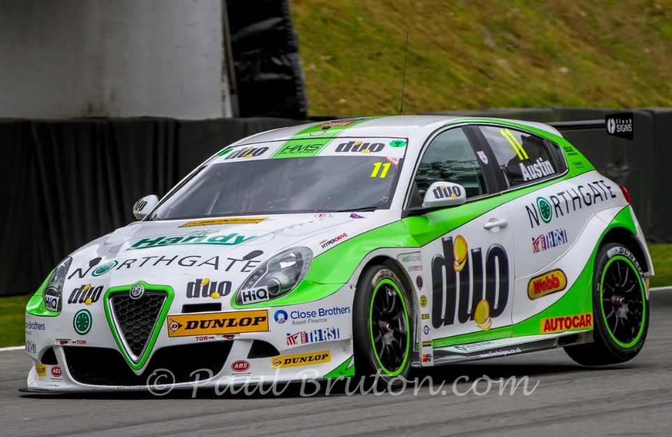  Rob Austin in the British Touring Car Championship Finale day at Brands Hatch on 30/9/18.